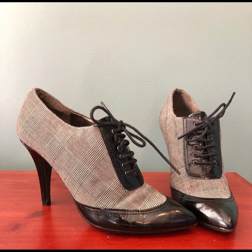Circa Joan & David Plaid Heels